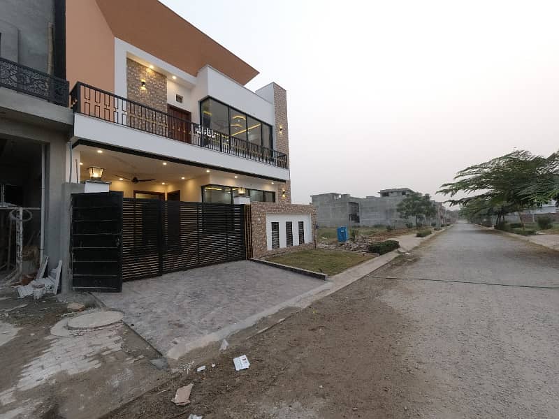 30x60 ( 8 Marla Brand New Double Heighted Luxury House For Sale ) 37