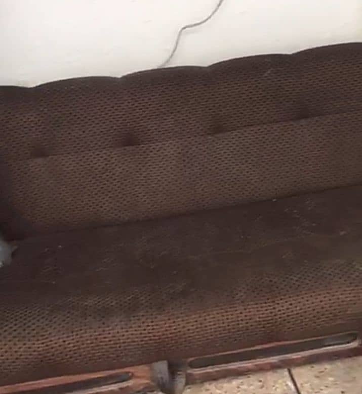 Neat clean good condition sofa cum bed structure all fine 0