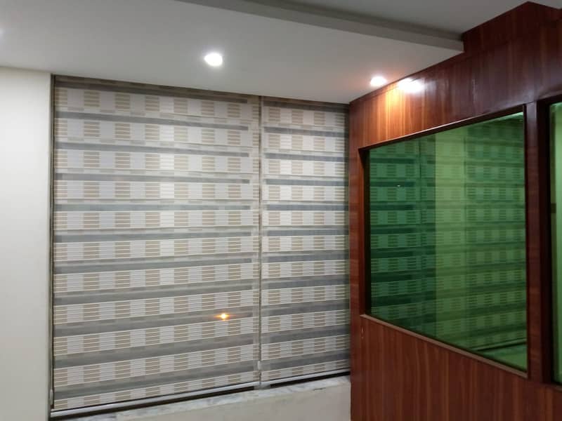 / Roller Blind/ Zebra Blinds / Office Blinds / Wooden Blinds/Curtains 2