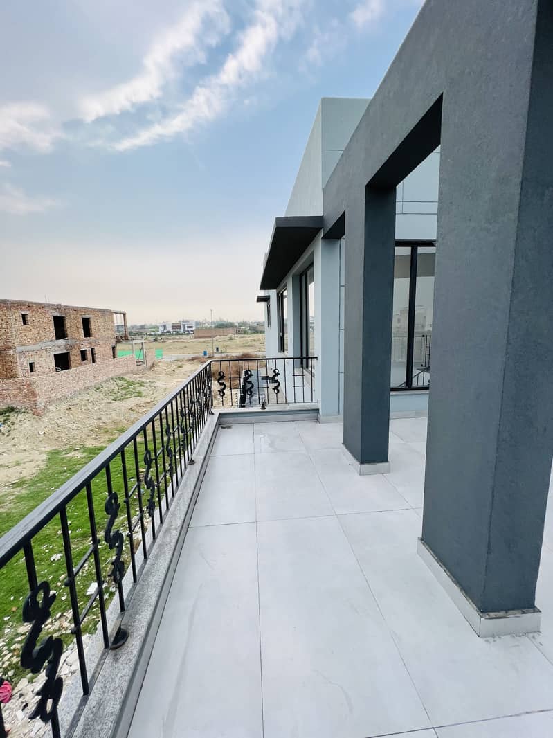 1 Kanal Brand New Modern Design House Available For Sale 44