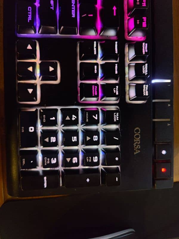 Corsair Strafe RGB Mechanical Gaming Keyboard 3