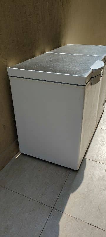 Dawlance Deep Freezer 2 Doors 5