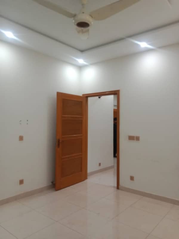 1 Kanal Brand New Slightly Use House With Full Basement And 5 Bed In Dha Phase 8 Near Phase 6 And Air Port 23