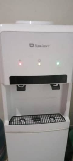 Dawlance water dispenser