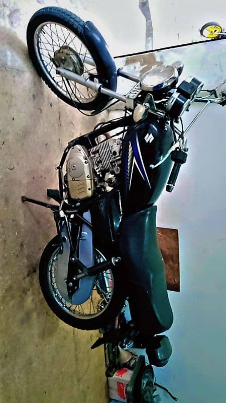 Suzuki GS-150bike for sale rwp registered all documents clear. 3