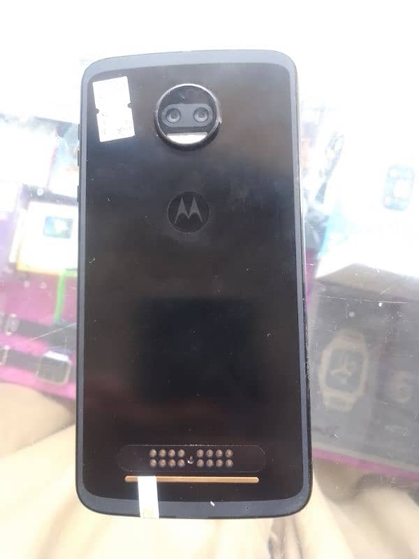 moto z2 force 1