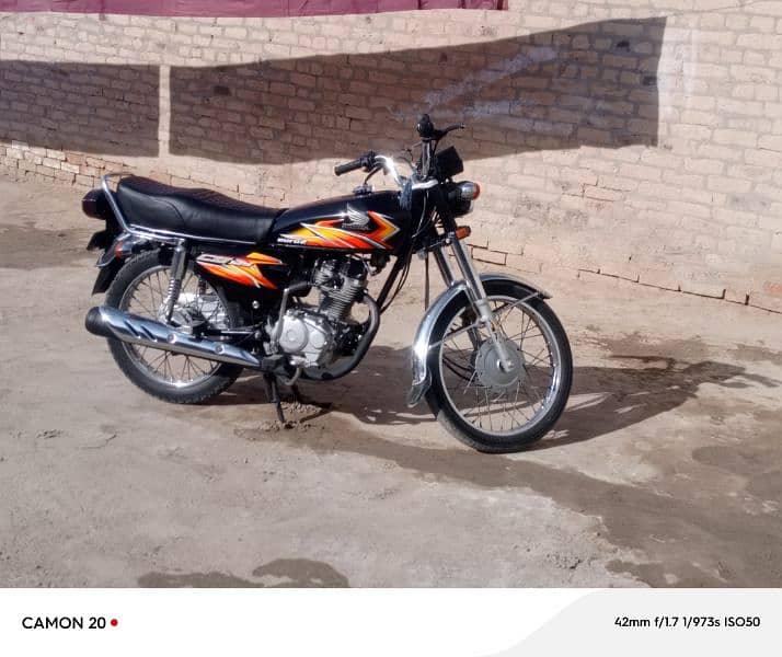 Honda 125 bike 5