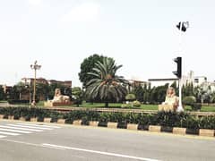 10 Marla Plot Open Form (Not Transfer Fee) For Sale In Bahria Town Lahore