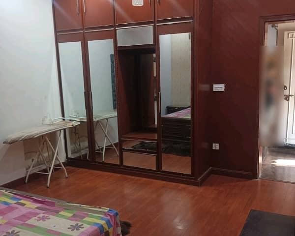 10 Marla House Is Available For Rent In Gulberg 3 Lahore 0