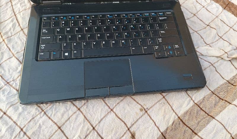 dell laptop urjant for sale 7