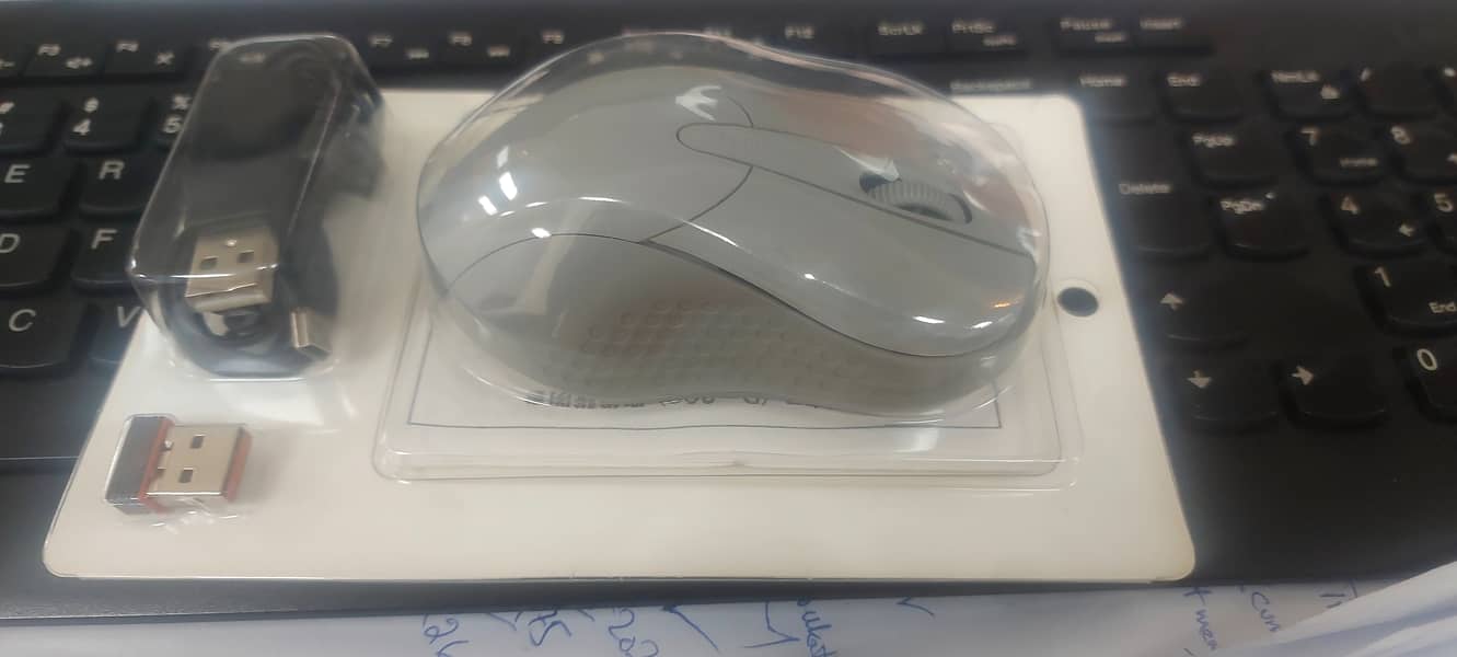 Wireless Mouse 2 in One 1