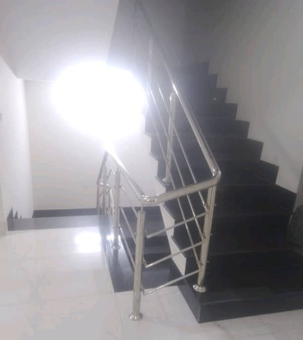 30 Marla House In Central Gulberg 5 For Rent 5