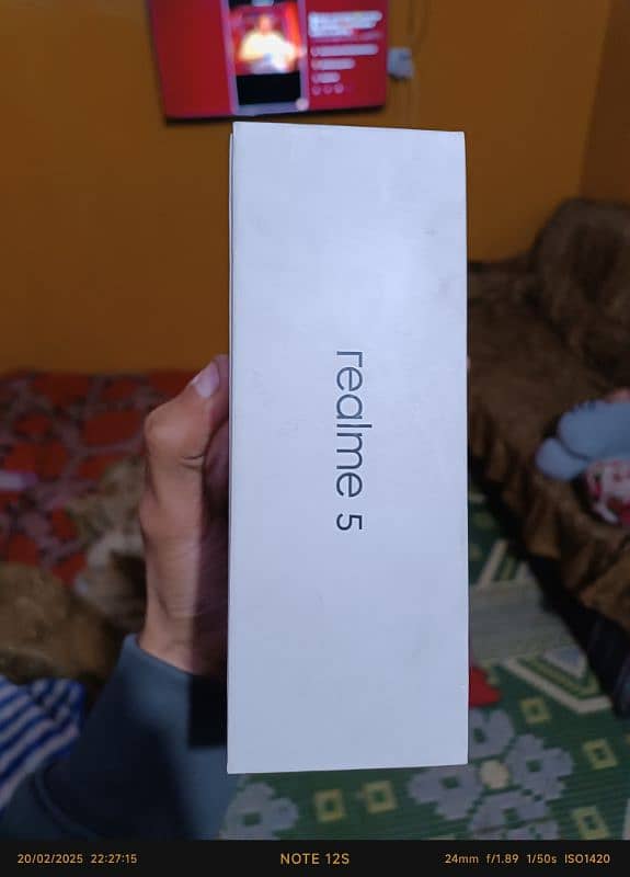 realme 5 box only 1