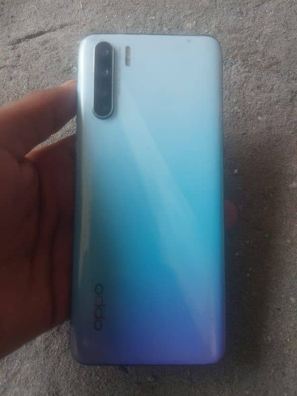 oppo f15 Condition theek he 20k price he 1