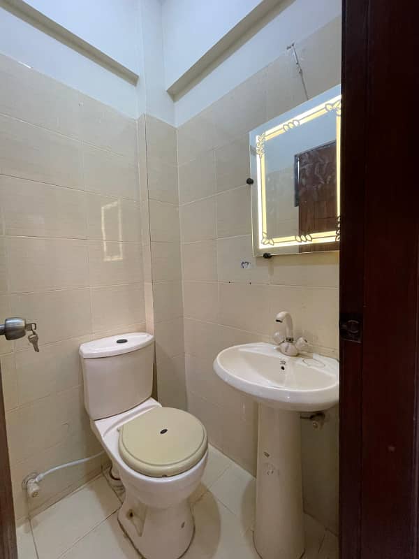 Fully Renovated Studio Apartment For Sale Small Bukhari Commercial Prime Location 7