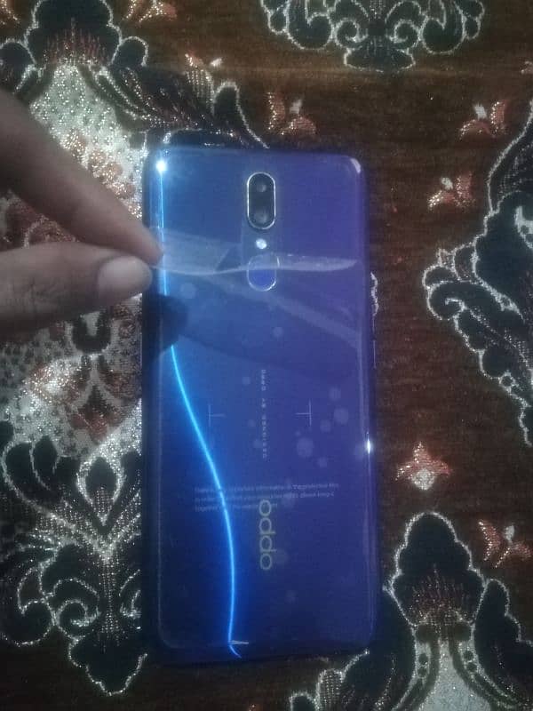 Oppo F11 1