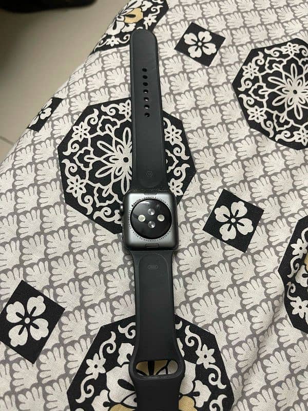 Apple Watch. Series 3 1