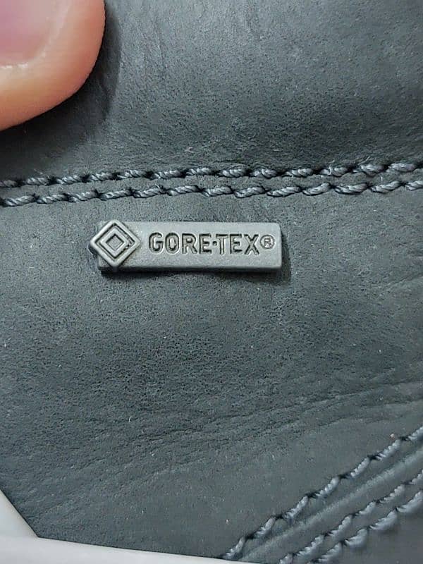 Ecco goretex orignal,shock point,43 euro size 3