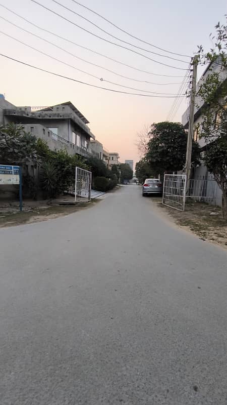 Plot #448, 1 Kanal Adc, Electric Pole Free Line, Hot Location Of Nasheman-E-Iqbal Ph1 1