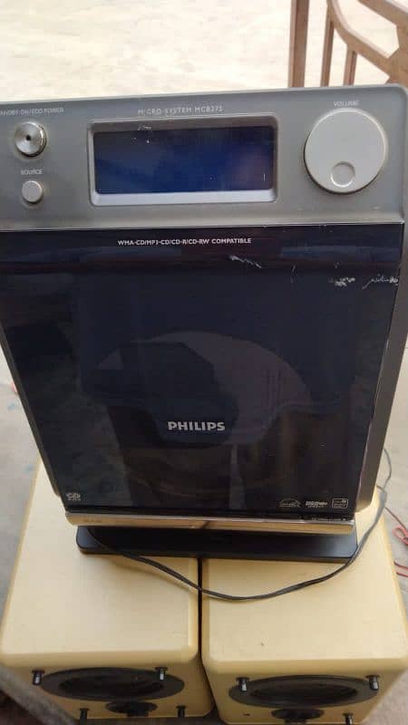 Philips amplifier with JVC spikers 1