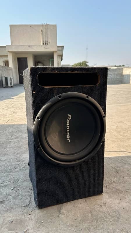 Pioneer Subwoofer 0