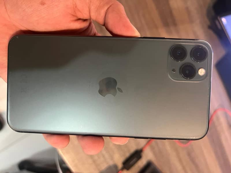 Apple iPhone 11 Pro Max 0