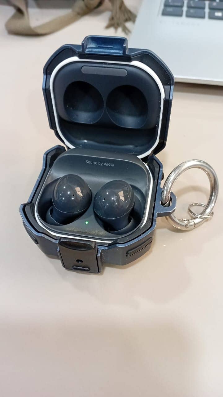 Samsung Galaxy Buds 2 1