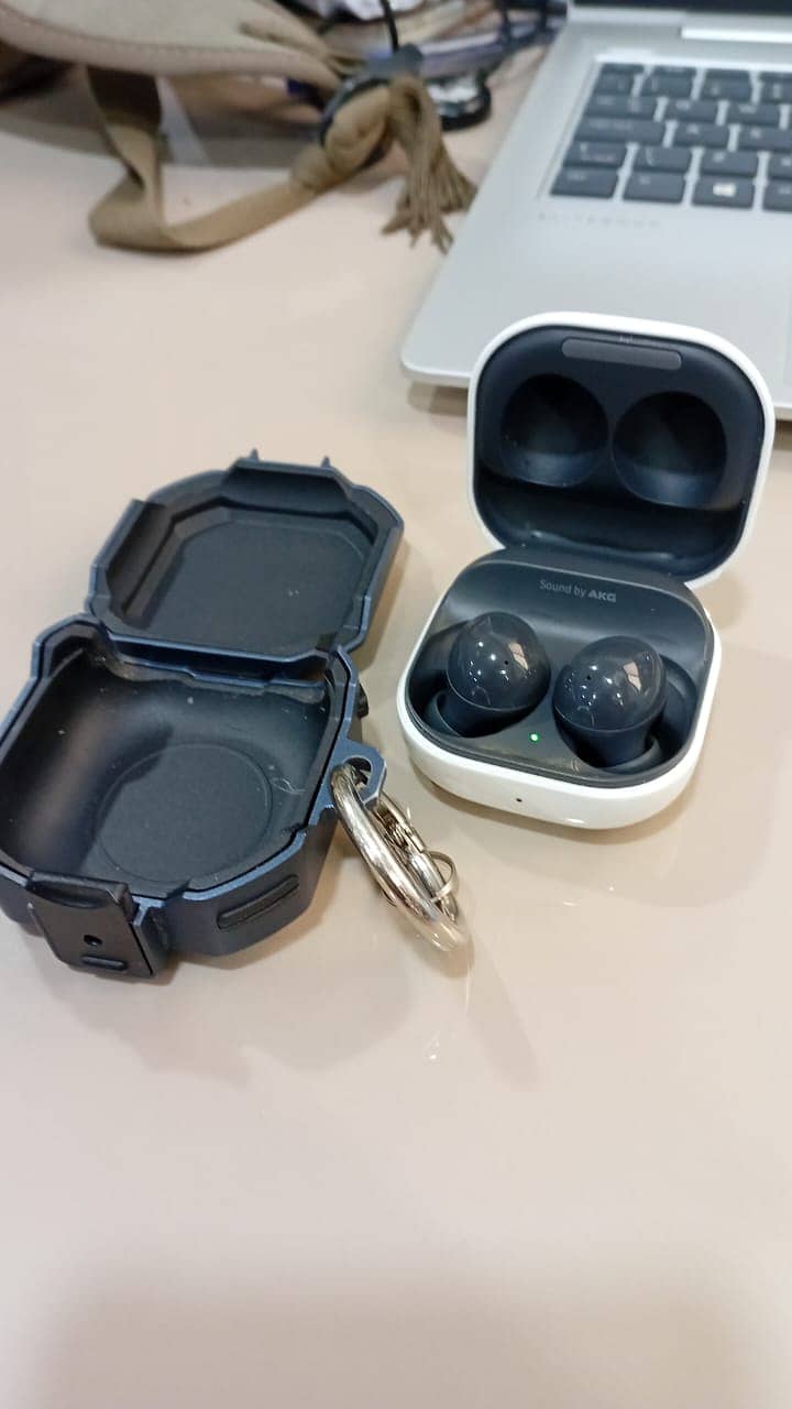 Samsung Galaxy Buds 2 3