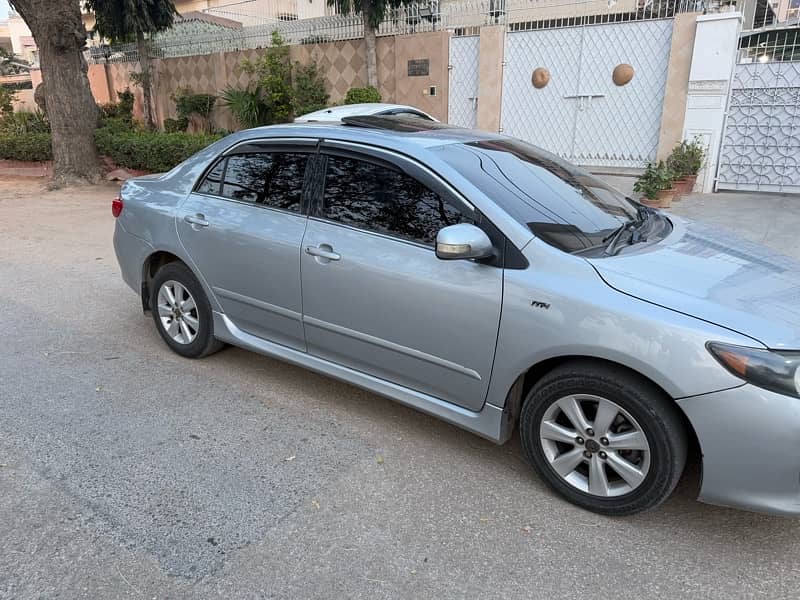 Toyota Corolla Altis 2009 3