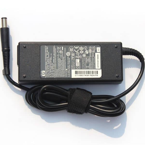 Dell Hp Lenovo MacKBook Laptop Chargers And power bank 11