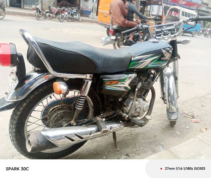 Honda 125 Karachi number 2