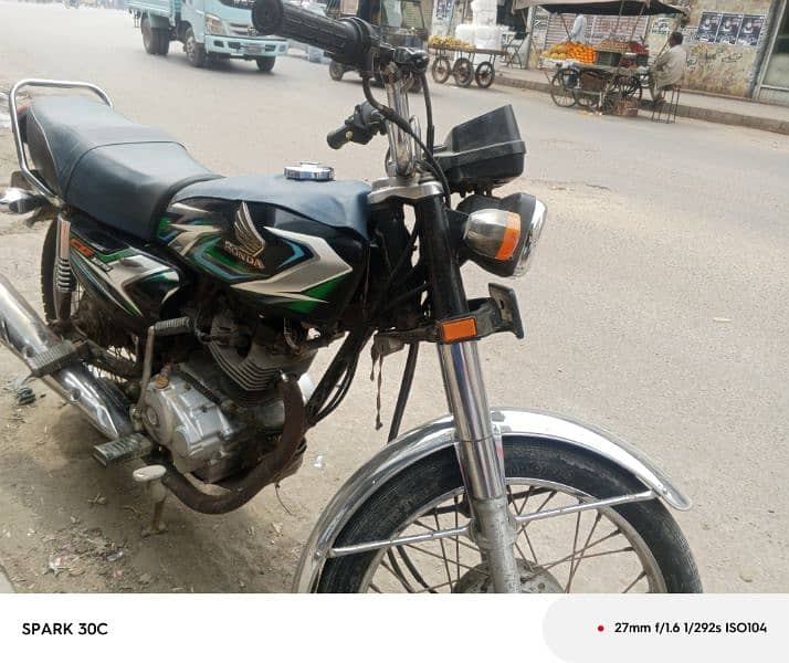 Honda 125 Karachi number 3