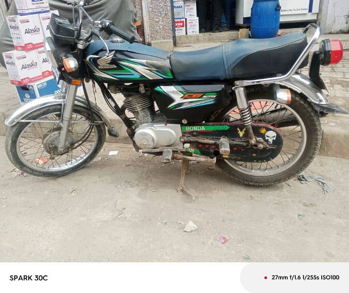 Honda 125 Karachi number 4