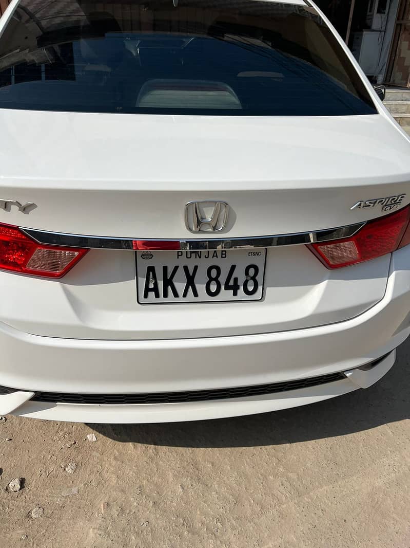 Honda City Aspire 1.5 Automatic 2022 17