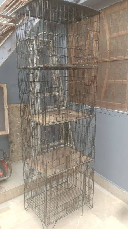 4 portion cage for hens and birds. 2