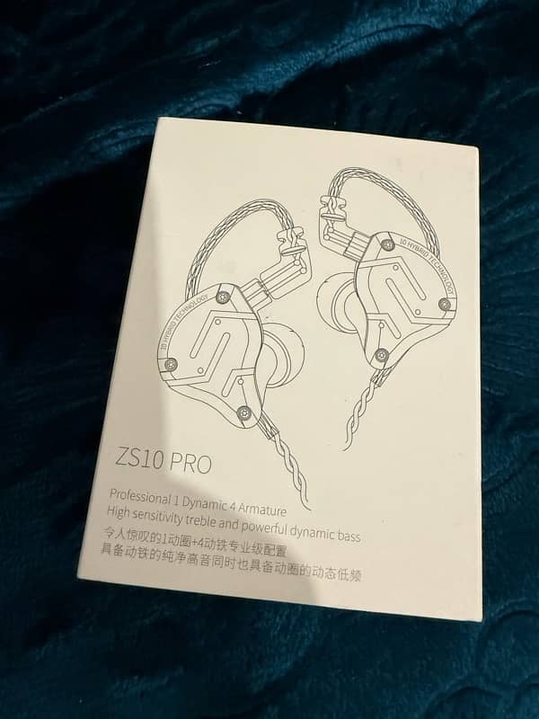 KZ ZS 10 Pro Wired Earphones 3