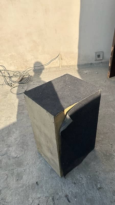 Subwoofer Box 4