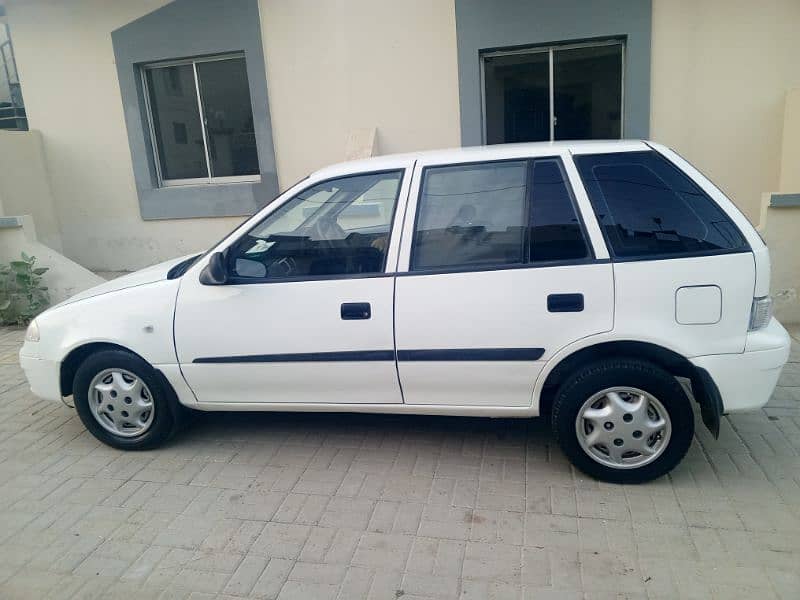 Suzuki Cultus VXR 2013 bumper to bumper original full original 6