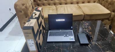 Lenovo legion 5 2024/14700hx/RTX 4060 / gaming laptop