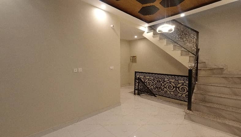 3.5 Marla Brand New Half Triple Storey Modern Style House For Sale In AL Hafeez Phase 2 Main Canal Road Lahore 13