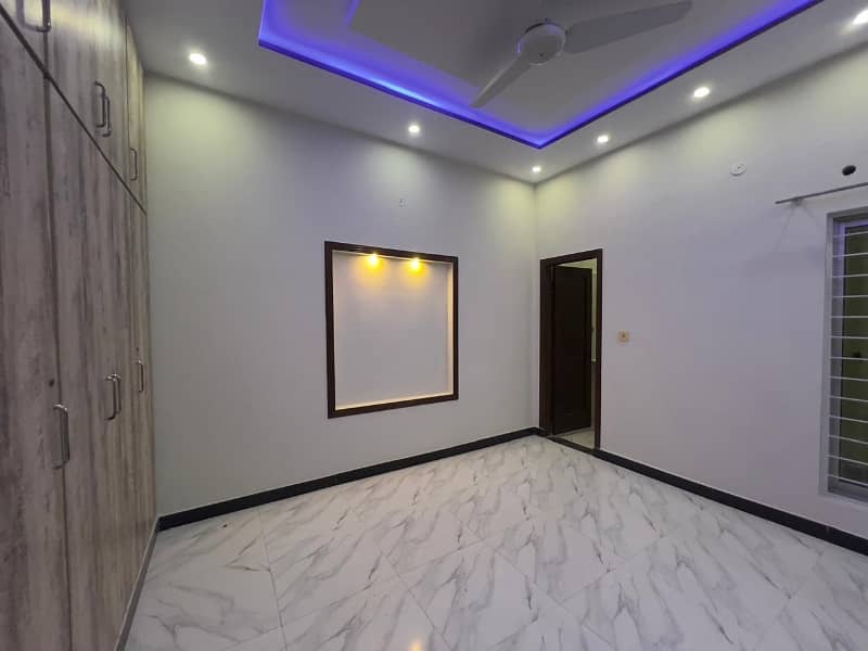 10 Marla Brand New Upper Portion Available For Rent In Sukh Chayn Garden Near Bahria Town Lahore 2