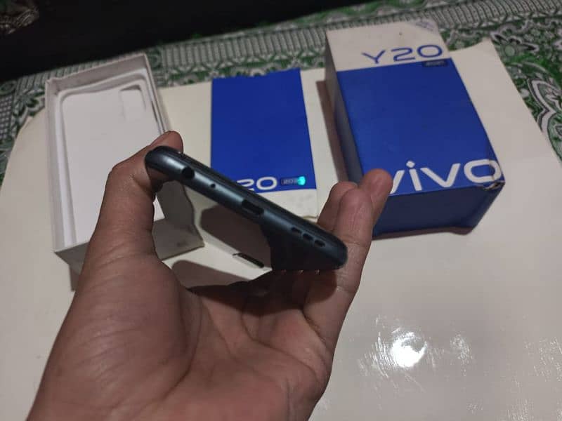 Vivo Y20 4/64 With Box (Panel Change) 2