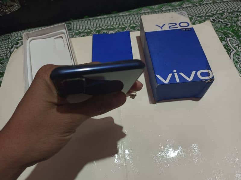 Vivo Y20 4/64 With Box (Panel Change) 3