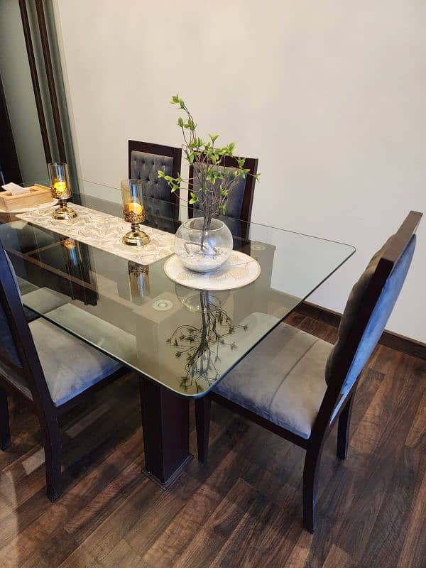 Dinning Table and 6 chairs Glass top made of pure shesham wood 3