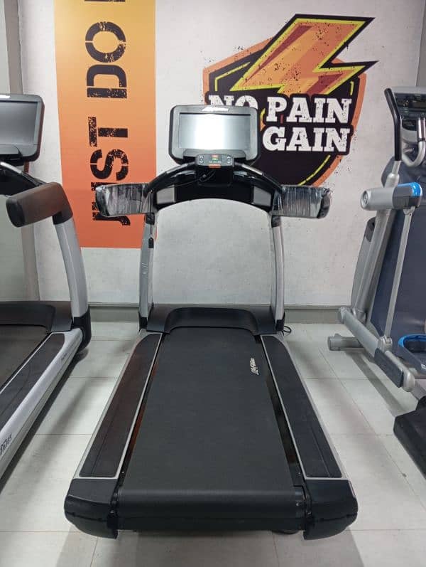 Imported Treadmills, Ellipticals, Spinbikes, IntenseFit 3