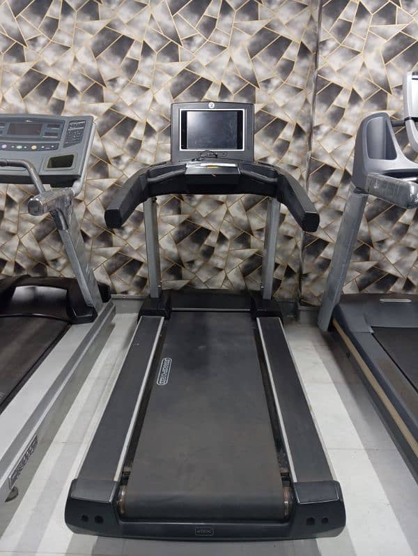 Imported Treadmills, Ellipticals, Spinbikes, IntenseFit 10