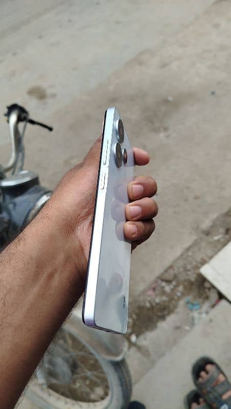 Infinix Hot 30 8+8/128 3