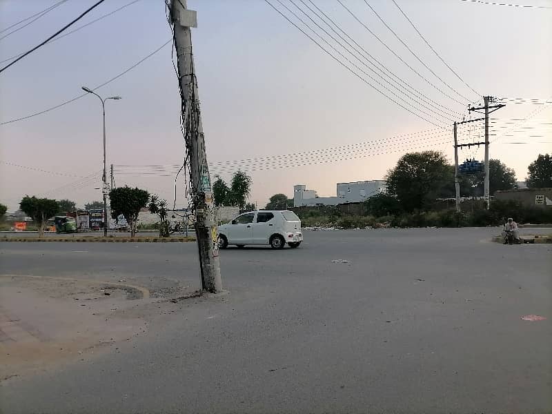 Ideal Residential Plot Is Available For sale In Lahore 3