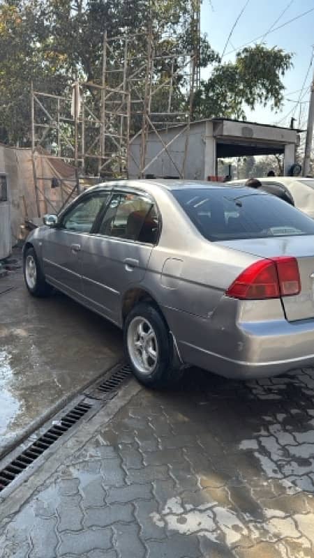 Honda Civic EXi 2005 1