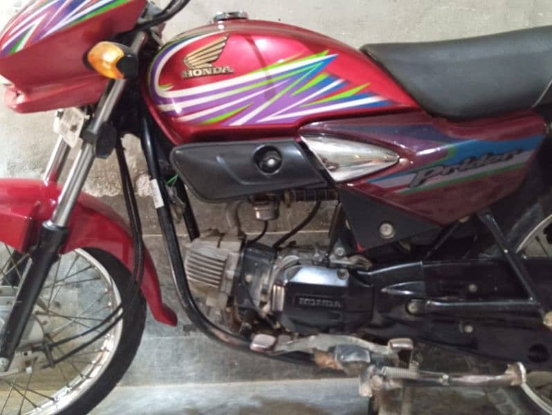 Honda prider For sale neat and clean 4